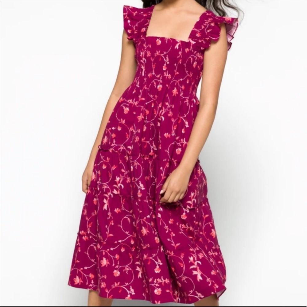 HILL HOUSE HOME
Ellie Nap Dress Burgundy botanical